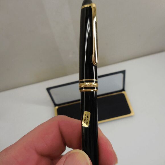 VINTAGE MONTBLANC Meisterstück Classique Ballpoint Pen, Black w/Gold Trim W/Box - Picture 3 of 13